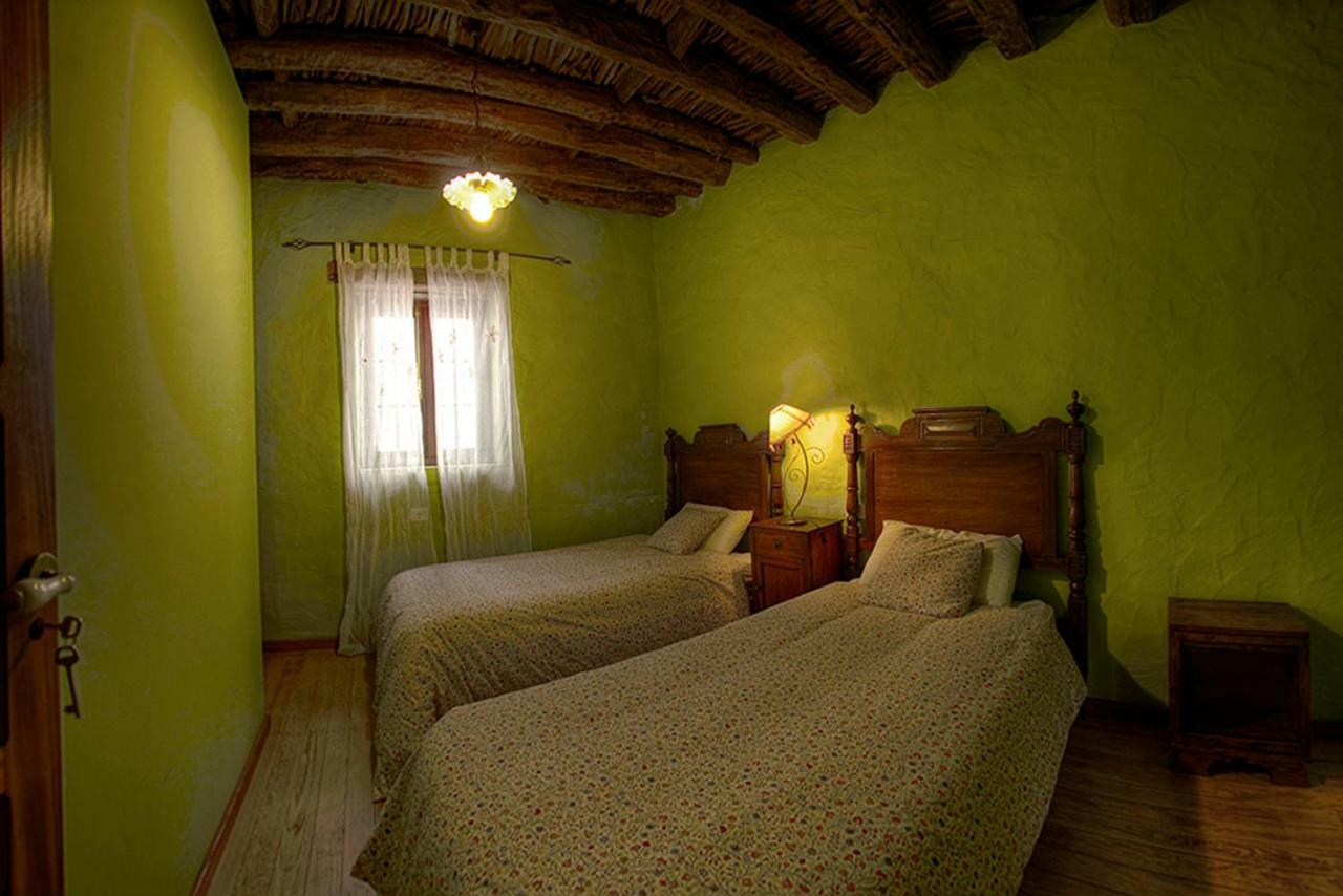 Las Rosas  Geranios Rojos旅馆 外观 照片