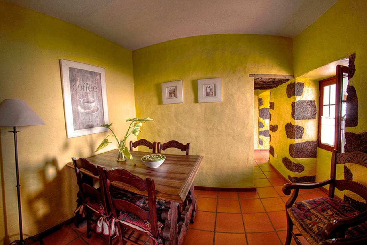 Las Rosas  Geranios Rojos旅馆 外观 照片